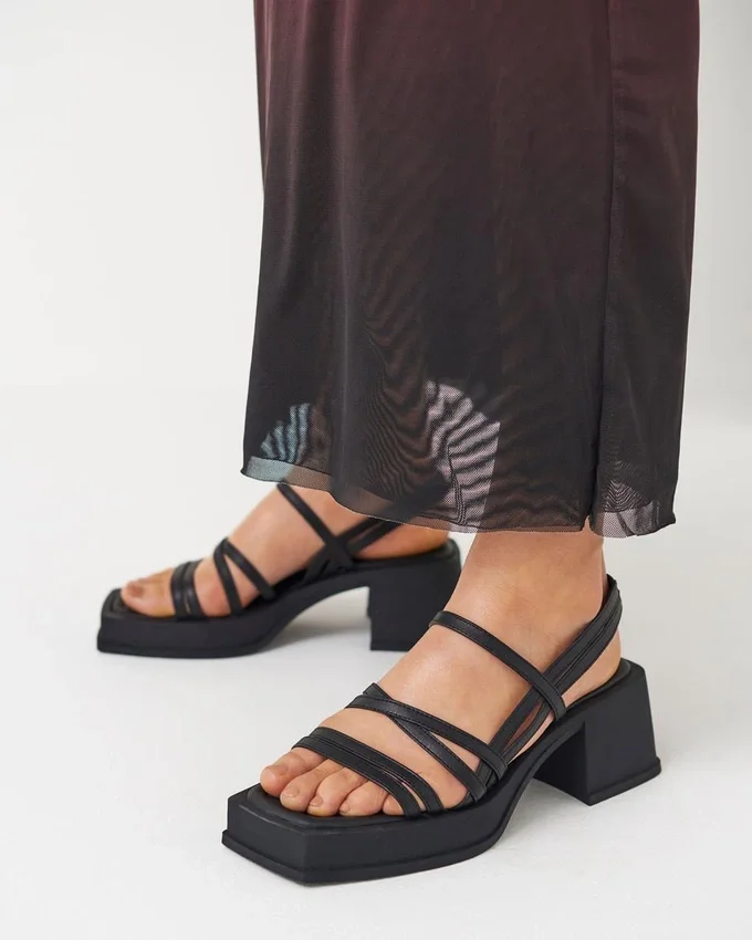 Sandalias de tacón Hennie